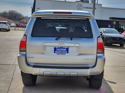 Used 2008 Toyota 4Runner SR5 image 6