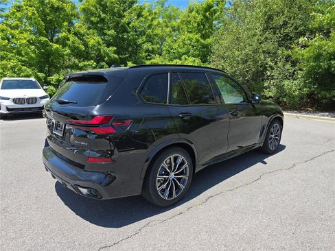 New 2026 BMW X5 xDrive50e w/ M Sport Package AWD/4WD image 3