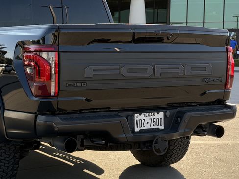 Certified 2024 Ford F150 Raptor AWD/4WD image 7