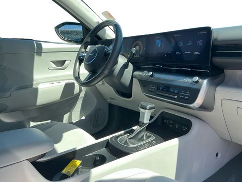 Used 2024 Hyundai Kona SEL FWD image 17