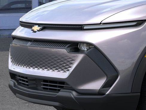 New 2026 Chevrolet Equinox EV LT image 15