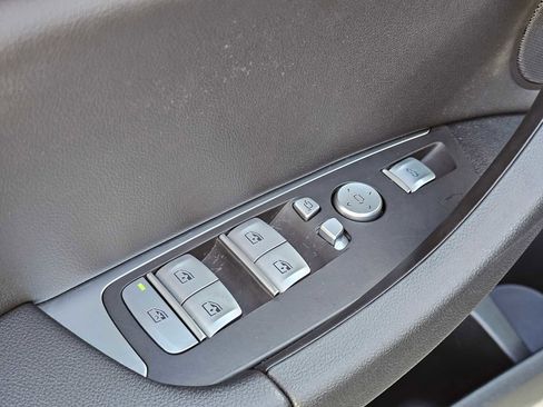 Used 2024 BMW X3 xDrive30i image 32