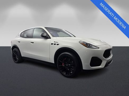 Used 2025 Maserati Grecale Modena AWD/4WD image 1