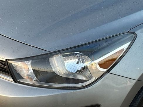 Used 2021 Kia Rio S image 4