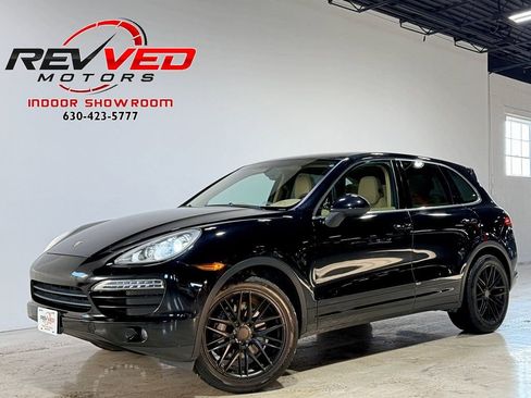 Used 2014 Porsche Cayenne Base image 1