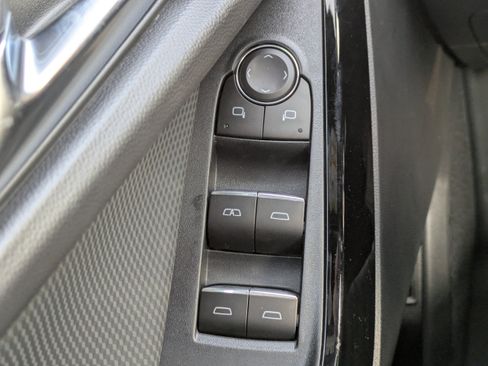 New 2026 Chevrolet Equinox RS image 23