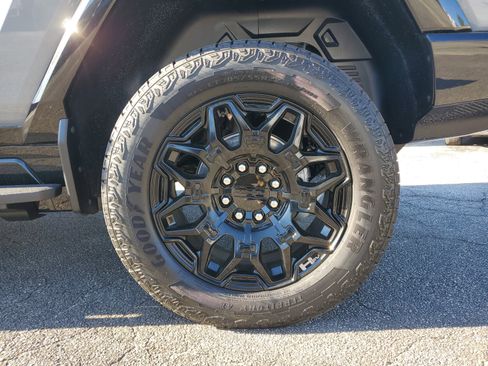 New 2025 GMC Hummer EV 2X image 9