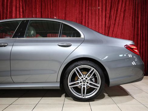 Used 2020 Mercedes-Benz E 350 Sedan image 6