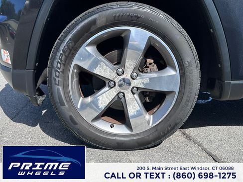 Used 2014 Jeep Grand Cherokee Limited AWD/4WD image 23