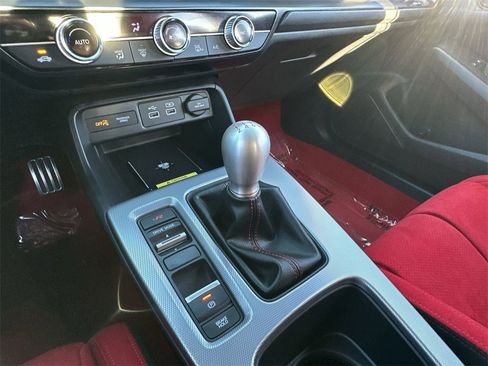 Certified 2025 Honda Civic Type R image 28