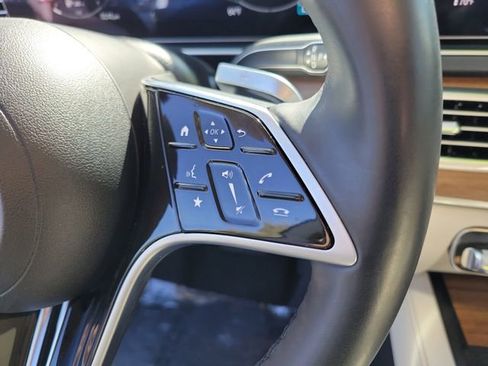 Used 2024 Mercedes-Benz GLE 450 4MATIC image 17