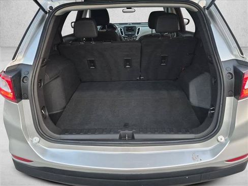 Used 2021 Chevrolet Equinox LS FWD image 6