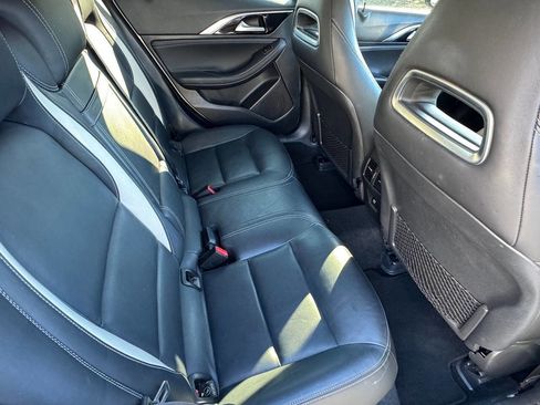 Used 2017 INFINITI QX30 Sport w/ Sport Leather Package image 12