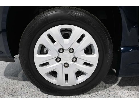 Used 2017 Dodge Grand Caravan SE w/ Power Window Group FWD image 12