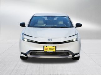 Used 2024 Toyota Prius XLE video 2