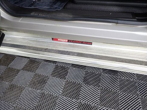 Used 2009 Chevrolet Silverado 1500 W/T RWD image 23