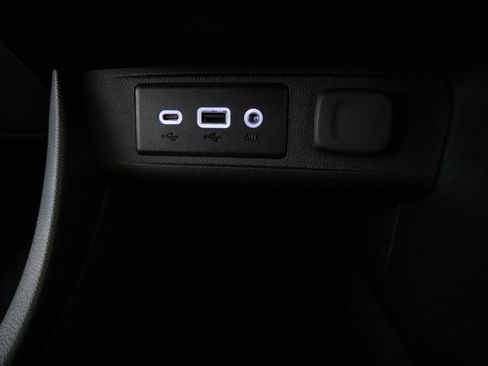 Certified 2022 Buick Encore GX Select w/ Safety Package II image 30