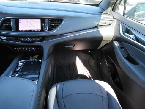 Used 2024 Buick Enclave Essence w/ Experience Buick Package image 13