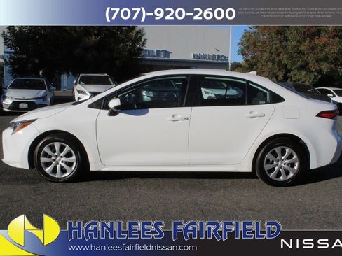 Used 2024 Toyota Corolla LE image 2