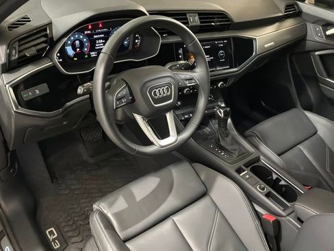 Used 2025 Audi Q3 2.0T Premium w/ Convenience Package image 18