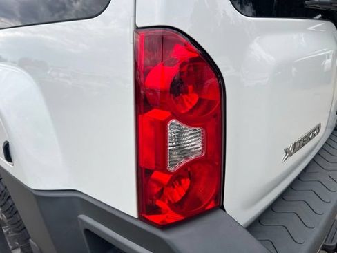 Used 2015 Nissan Xterra PRO-4X w/ Pro-4x Leather Package AWD/4WD image 10