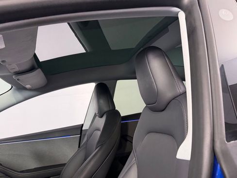 Used 2025 Tesla Model 3 Long Range RWD image 21