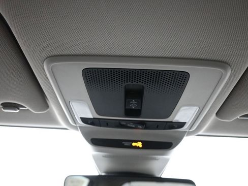 Used 2024 Honda HR-V EX-L image 17