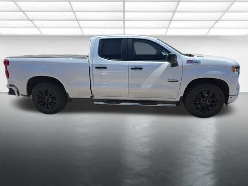 Used 2025 Chevrolet Silverado 1500 RST AWD/4WD image 16