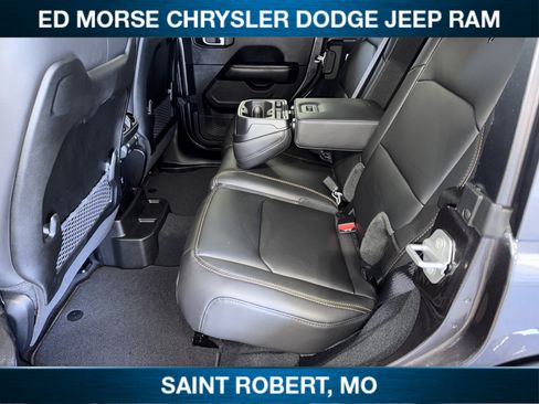 New 2025 Jeep Wrangler Sahara AWD/4WD image 24