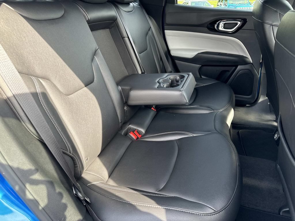 Used 2025 Jeep Compass Limited AWD/4WD image 24