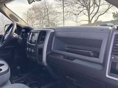 Used 2018 RAM 2500 Tradesman w/ Chrome Appearance Group image 35
