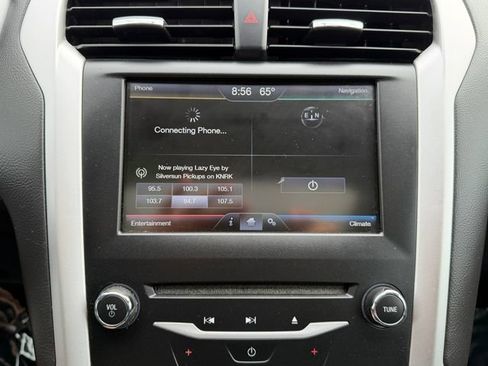 Used 2013 Ford Fusion SE FWD image 20