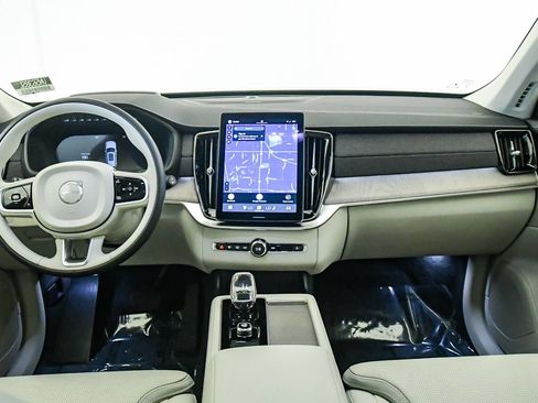 Certified 2026 Volvo XC90 B6 Ultra w/ Protection Package AWD/4WD image 15