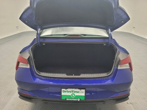 Used 2023 Hyundai Elantra SEL w/ Convenience Package image 29