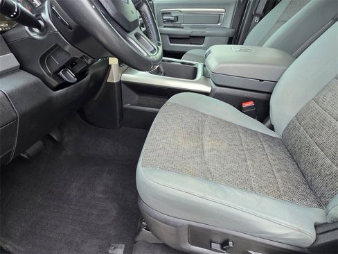 Used 2018 RAM 3500 Big Horn image 6