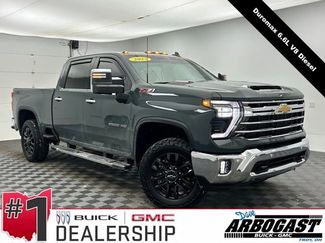 Used 2025 Chevrolet Silverado 2500 LTZ w/ LTZ Premium Package video 1