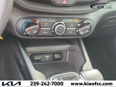 Certified 2023 Kia Soul LX w/ Option Group 015 FWD image 31