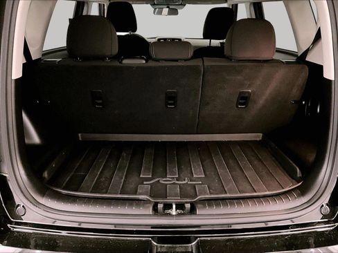 Used 2018 Kia Soul FWD image 32