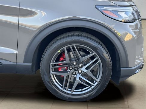 New 2026 Ford Explorer ST w/ Sun And Sound Package image 44