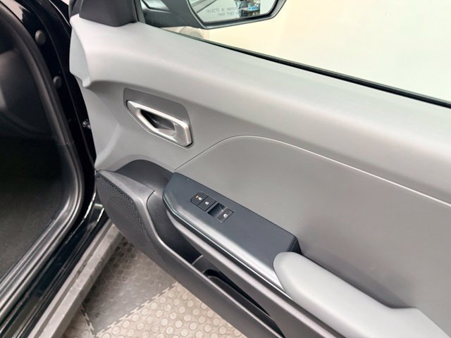 Used 2025 Kia K4 FWD image 39