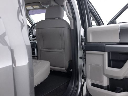 Used 2018 Ford F150 XLT w/ Equipment Group 302A Luxury image 34