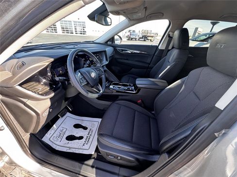 Used 2023 Buick Envision Preferred w/ Sport Touring Package AWD/4WD image 6