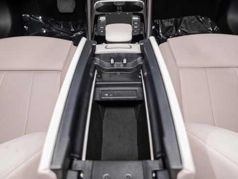 Certified 2023 Mercedes-Benz GLA 250 image 23