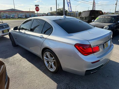 Used 2011 BMW 750i RWD image 6