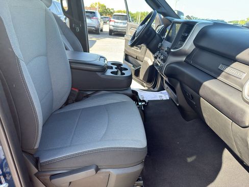 Used 2024 RAM 2500 Big Horn w/ Bed Utility Group image 29