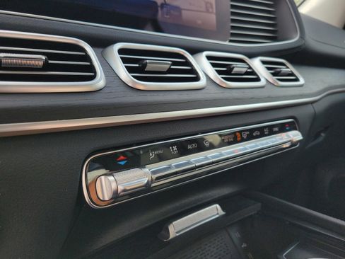 Certified 2026 Mercedes-Benz GLS 450 4MATIC image 35