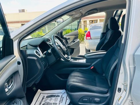 Used 2015 Nissan Murano SV FWD image 13