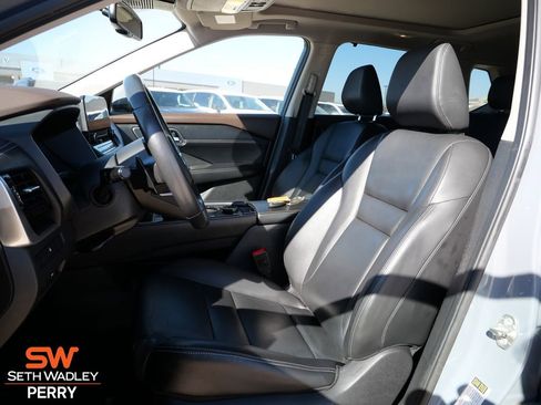 Used 2021 Nissan Rogue SL w/ Premium Package image 15