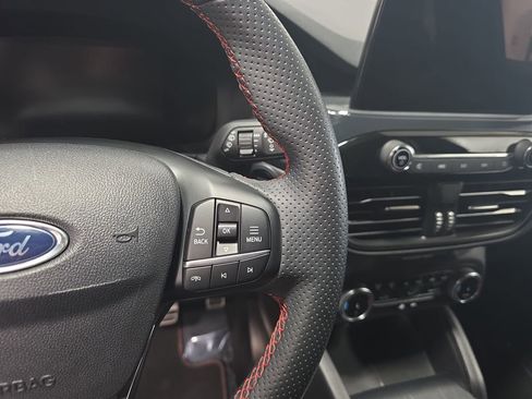 Used 2023 Ford Escape ST-Line image 19