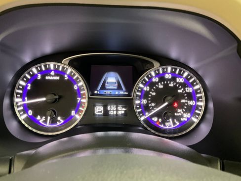 Used 2020 INFINITI QX60 Luxe w/ Sensory Package AWD/4WD image 21